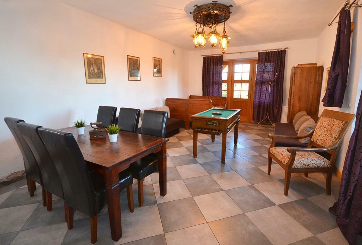 Bauernhof Nad Morzem I Jeziorem Dworek *